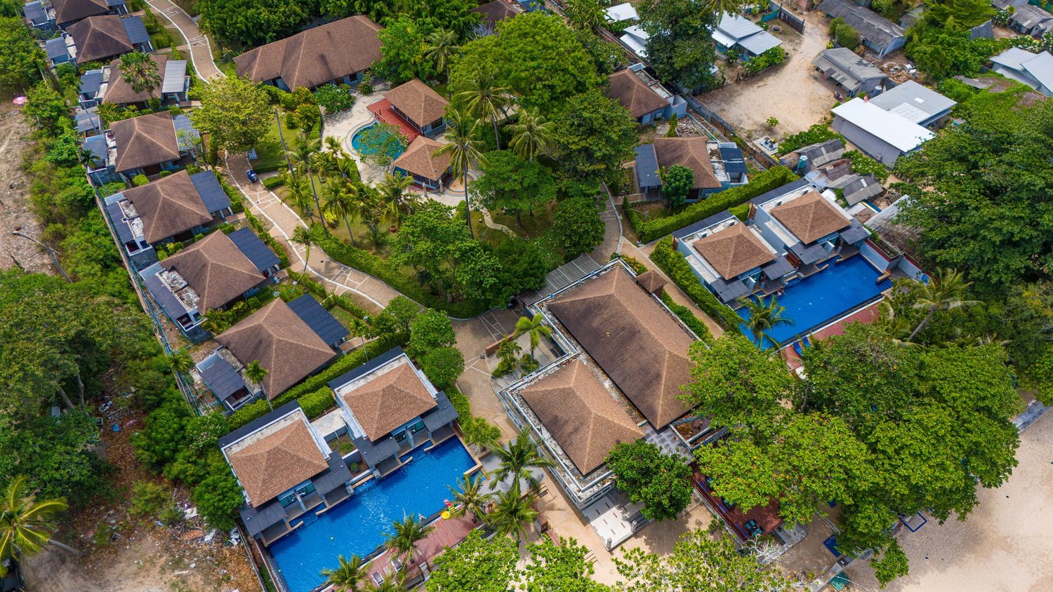 Villas among the trees, from above — Lanta Sand Resort & Spa
