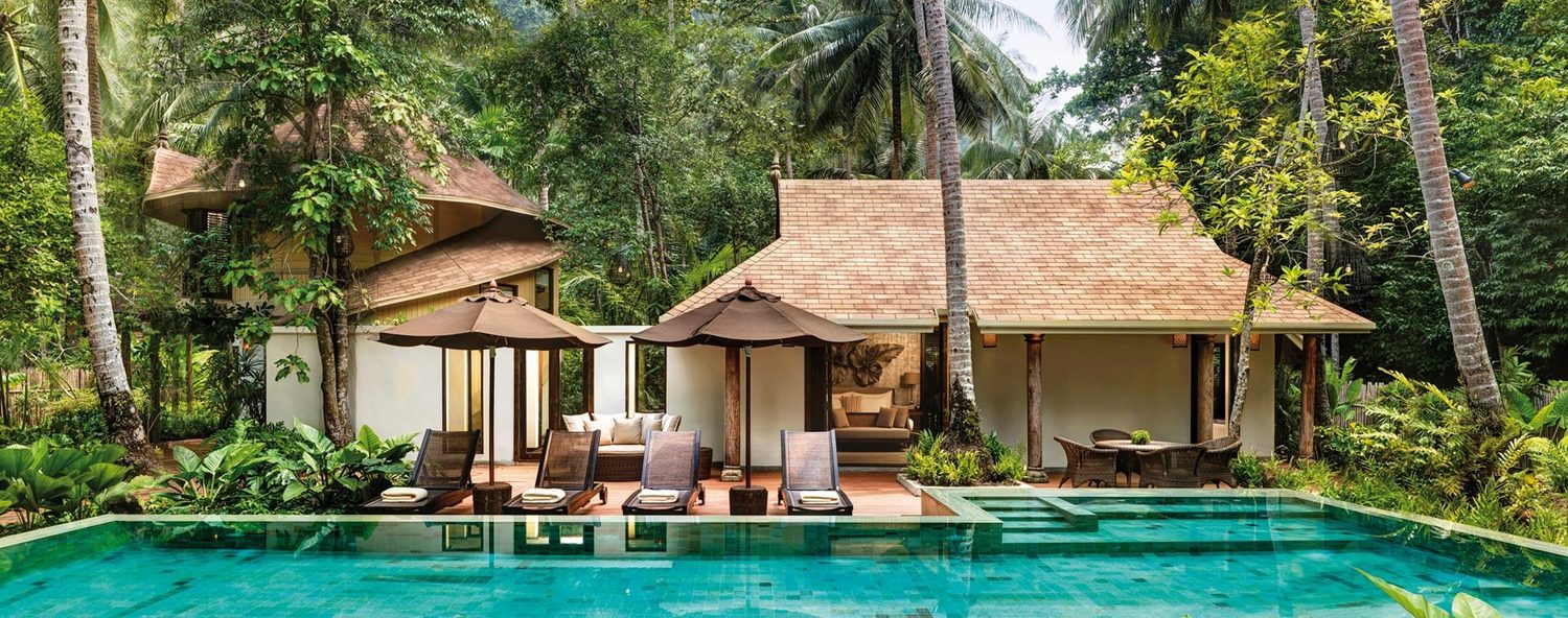 Pool and pavilions — Rayavadee