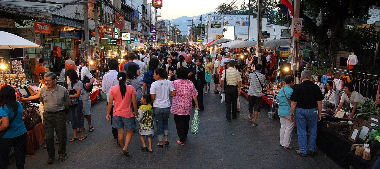 Sunday Walking Street – Chiang Mai