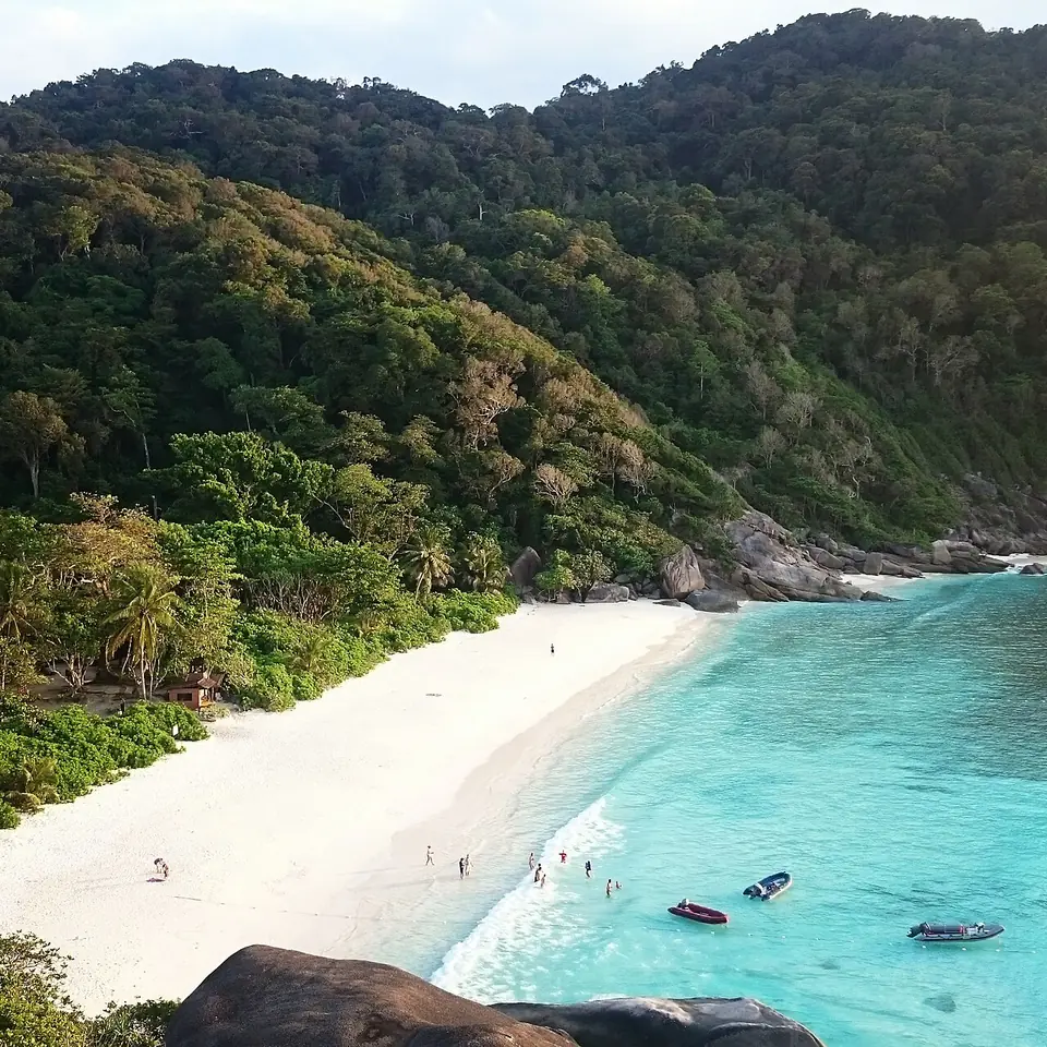 Donald Duck Bay on Koh Similan (island 8)
