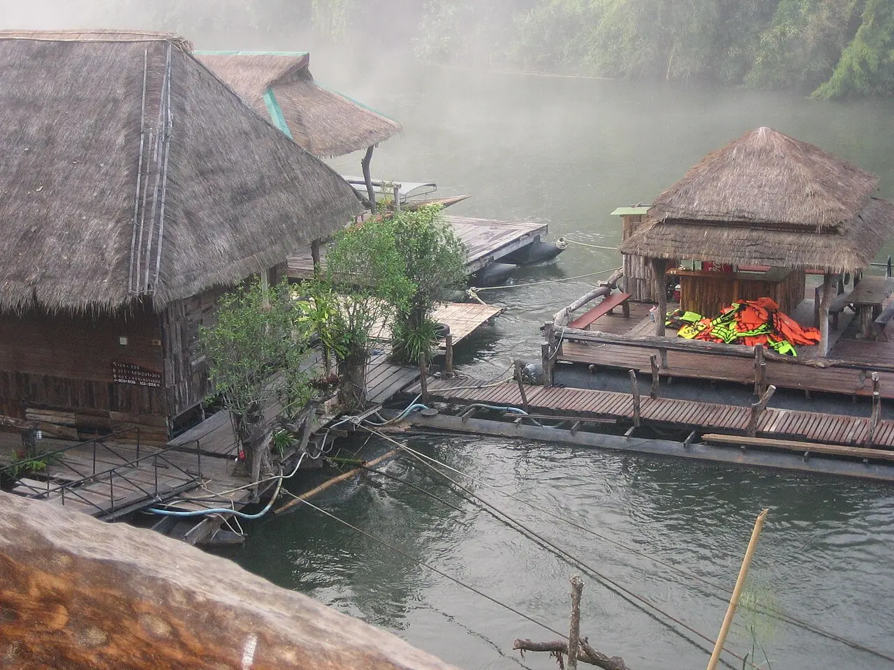 A night on a floating resort – Kanchanaburi & Erawan
