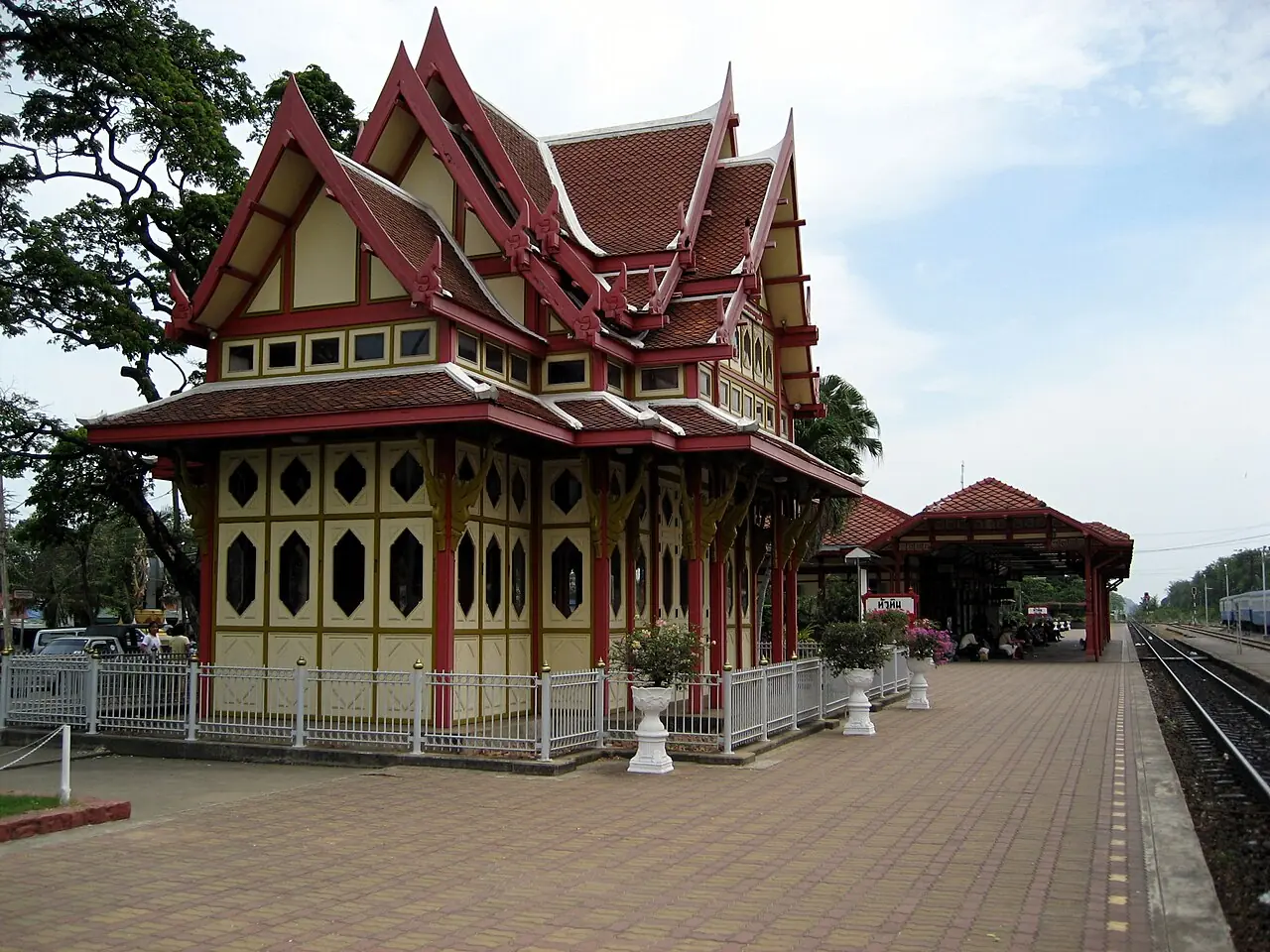 Gare historique en bois de teck – Hua Hin