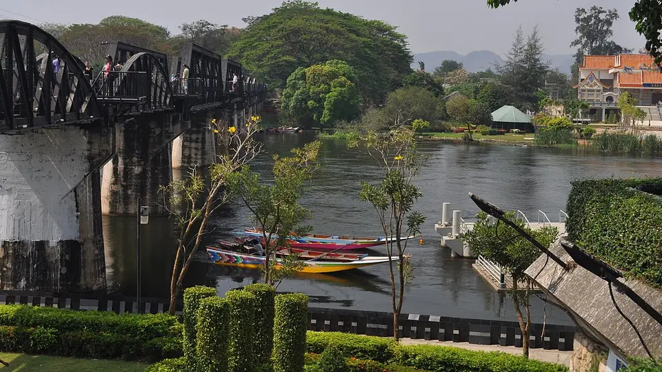 Kanchanaburi & Erawan
