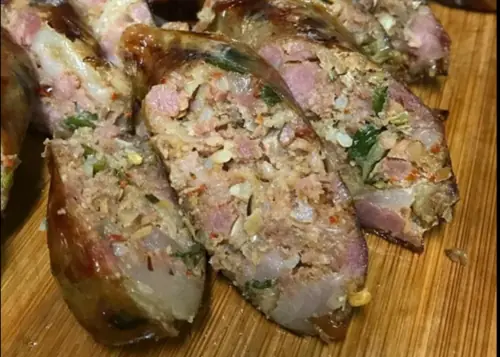 Sai Oua (handmade lemongrass sausage)