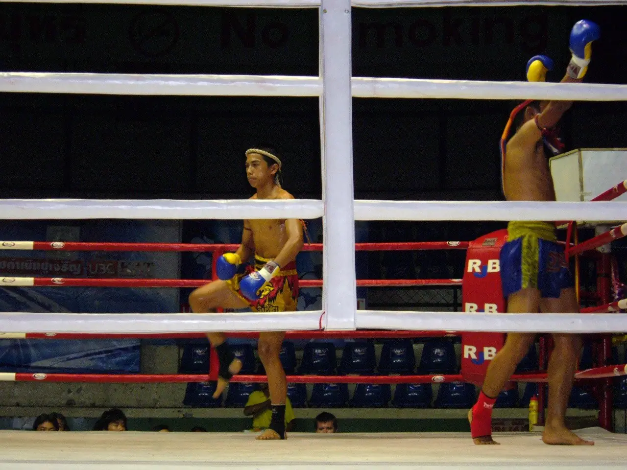 Muay Thai in Thailand: Where to Watch a Fight and Where to Train (Fight night at Rajadamnern Stadium, Bangkok)