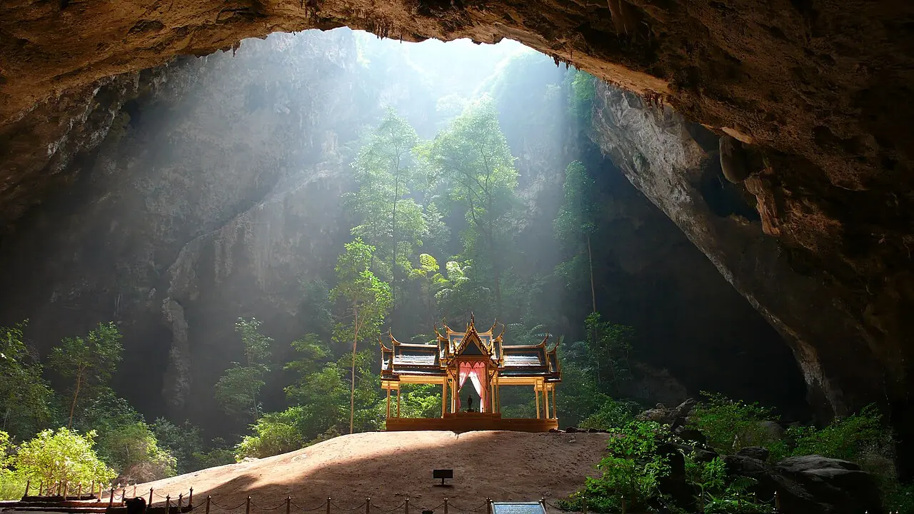 Grotte de Phraya Nakhon – Hua Hin