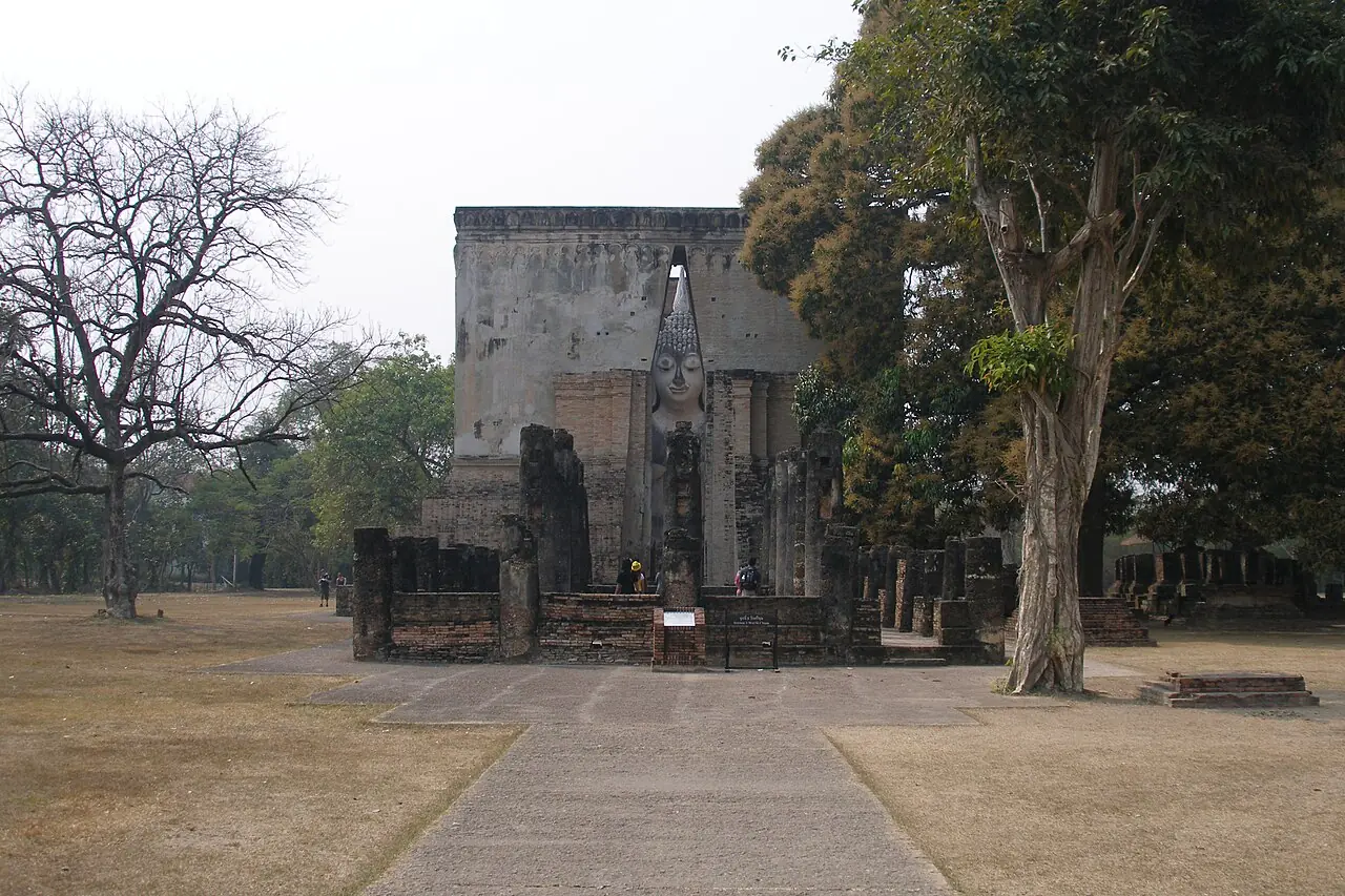 Wat Si Chum & le Bouddha colossal – Sukhothai