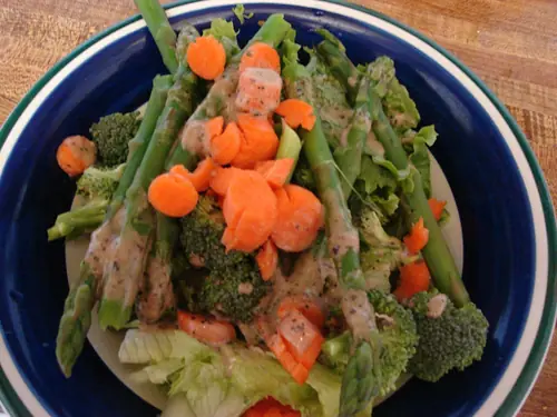 Cuisine ayurvédique et plats healthy crus à Srithanu