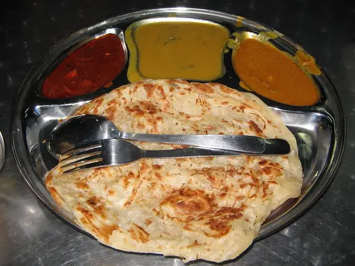 Crispy mango-chocolate roti